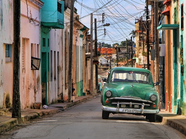 Voyage chez l'habitant à Cuba vieilles americaines