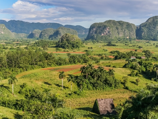 Voyage chez l'habitant à Cuba les mogotes de la vallee de vinales