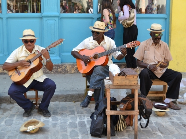 Voyage chez l'habitant à Cuba decouverte en musique a cuba